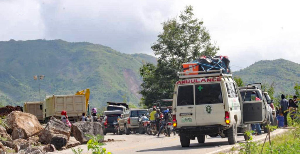 Aid on route to earthquake victims