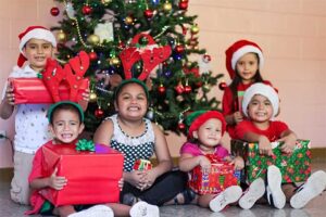 Regalos solidarios para esta Navidad con la Fundacion NPH, un regalo con sonrisa