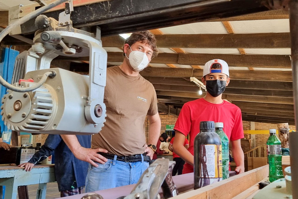 FraPont junto a la Fundación NPH apoya el taller de carpintería de NPH Honduras