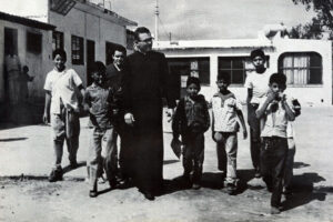 Padre Wasson en NPH Mexico en 1955